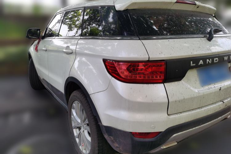 Used Land X7 2015 2.0T Panoramic Prestige Edition Rear Left 45 Deg