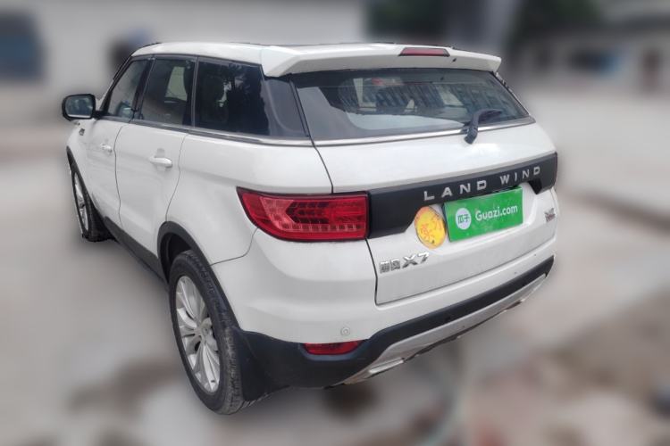 Used Land X7 2015 2.0T Panoramic Prestige Edition Rear Left 45 Deg