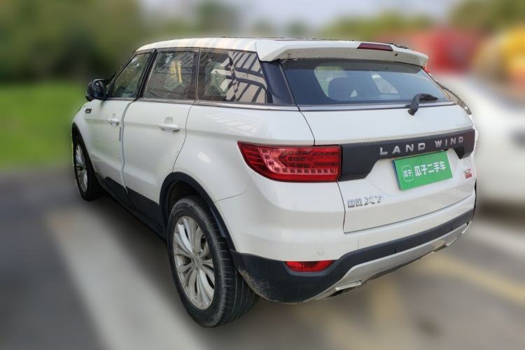 Used Land X7 2015 2.0T Panoramic Prestige Edition Rear Left 45 Deg