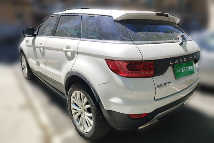 Used Land X7 2015 2.0T Panoramic Prestige Edition Rear Left 45 Deg