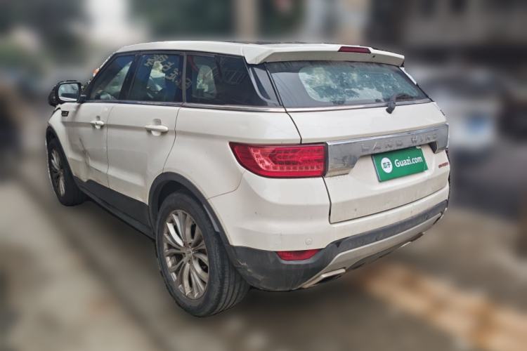 Used Land X7 2015 2.0T Panoramic Prestige Edition Rear Left 45 Deg