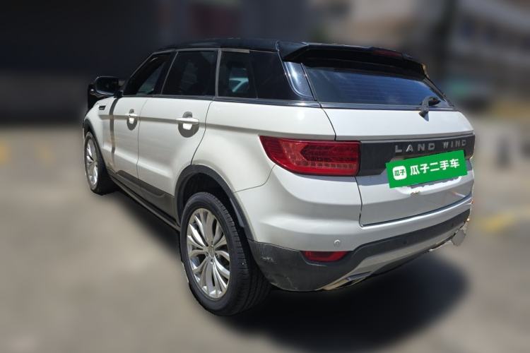 Used Land X7 2015 2.0T Panoramic Luxury Edition Rear Left 45 Deg