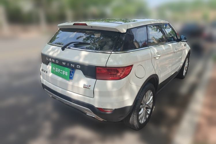 Used Land X7 2015 2.0T Panoramic Prestige Edition Rear Right 45 Deg