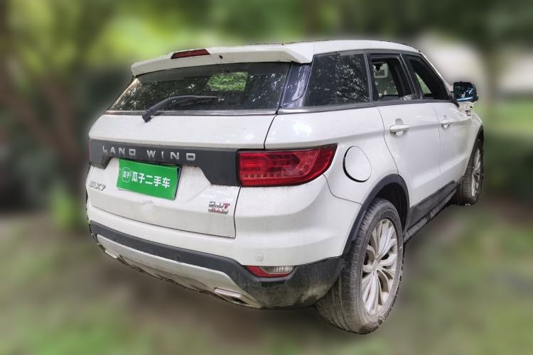 Used Land X7 2015 2.0T Panoramic Prestige Edition Rear Right 45 Deg