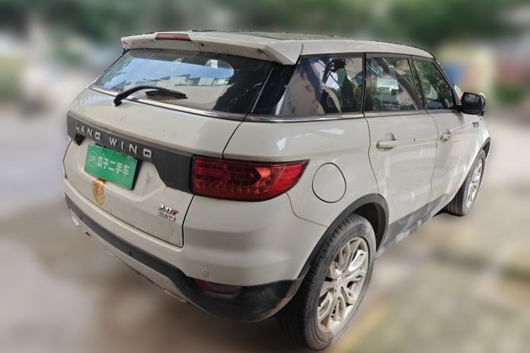 Used Land X7 2015 2.0T Panoramic Prestige Edition Rear Right 45 Deg