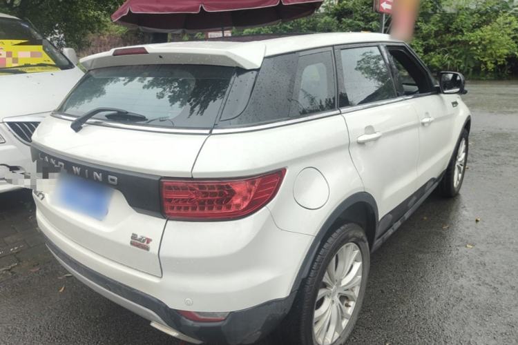 Used Land X7 2015 2.0T Panoramic Prestige Edition Rear Right 45 Deg