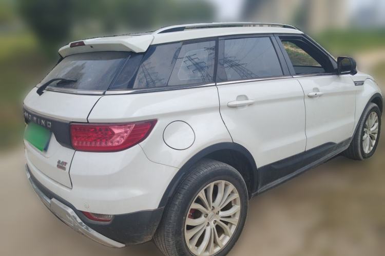 Used Land X7 2015 2.0T Panoramic Flagship Edition Rear Right 45 Deg