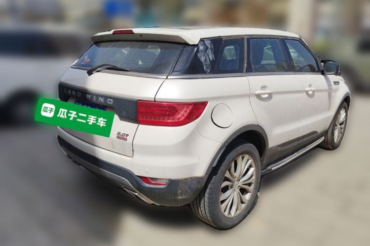 Used Land X7 2015 2.0T Panoramic Prestige Edition Rear Right 45 Deg