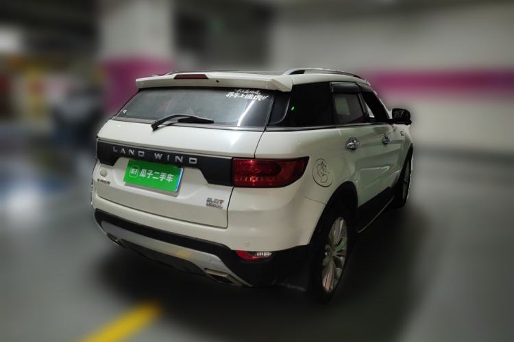 Used Land X7 2015 2.0T Panoramic Prestige Edition Rear Right 45 Deg