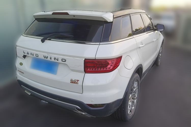Used Land X7 2015 2.0T Panoramic Prestige Edition Rear Right 45 Deg