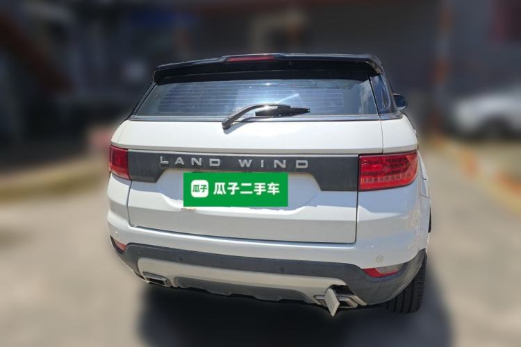 Used Land X7 2015 2.0T Panoramic Luxury Edition Rear