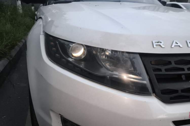 Used Land X7 2015 2.0T Panoramic Prestige Edition Right Front Headlight