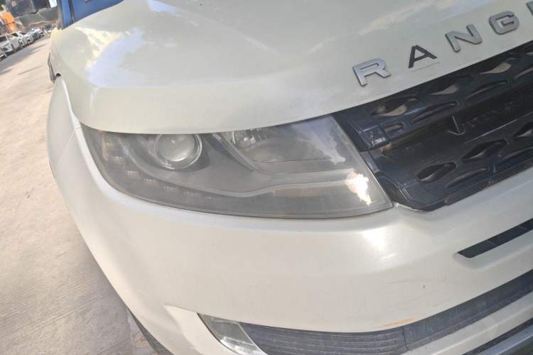 Used Land X7 2015 2.0T Panoramic Luxury Edition Right Front Headlight