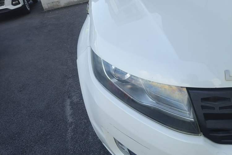 Used Land X7 2015 2.0T Panoramic Prestige Edition Right Front Headlight
