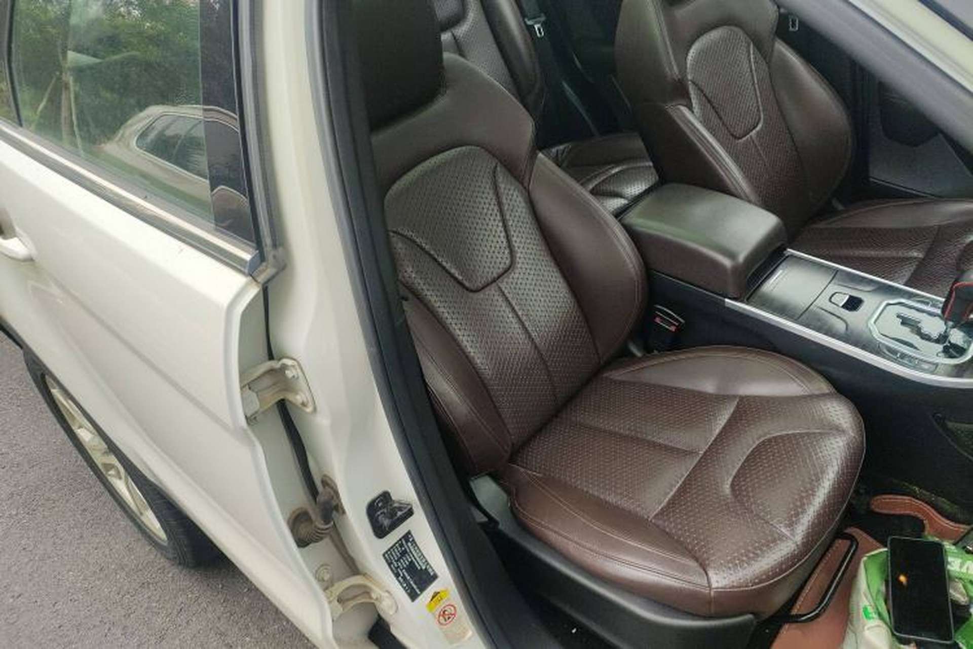 Used Land X7 2015 2.0T Panoramic Prestige Edition Right Front Seat