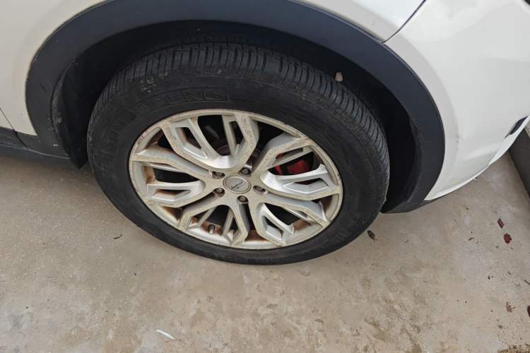 Used Land X7 2015 2.0T Panoramic Flagship Edition Right Front Wheel Hub