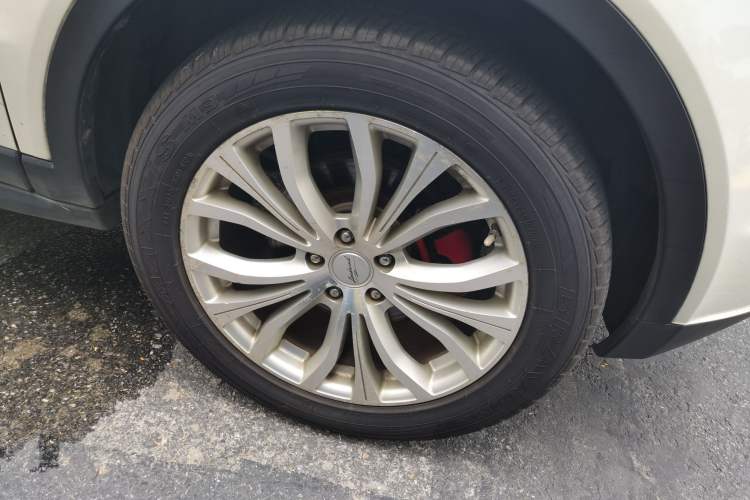 Used Land X7 2015 2.0T Panoramic Flagship Edition Right Front Wheel Hub