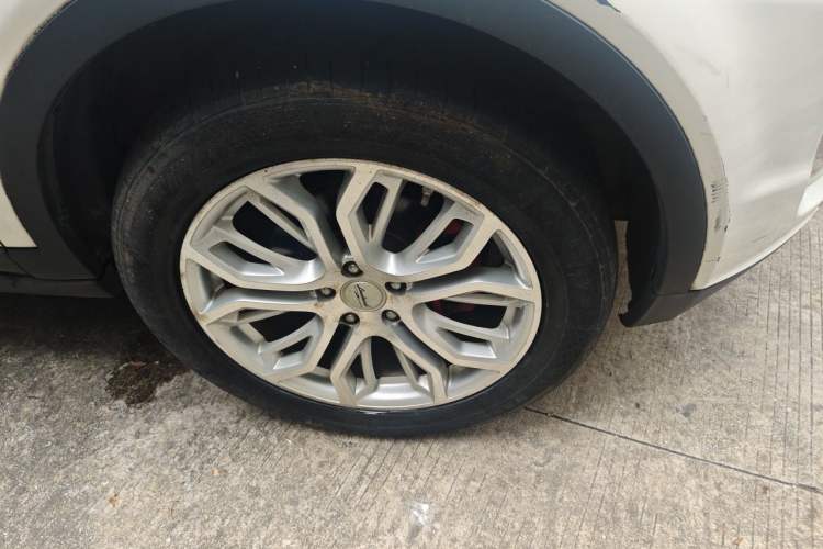 Used Land X7 2015 2.0T Panoramic Flagship Edition Right Front Wheel Hub