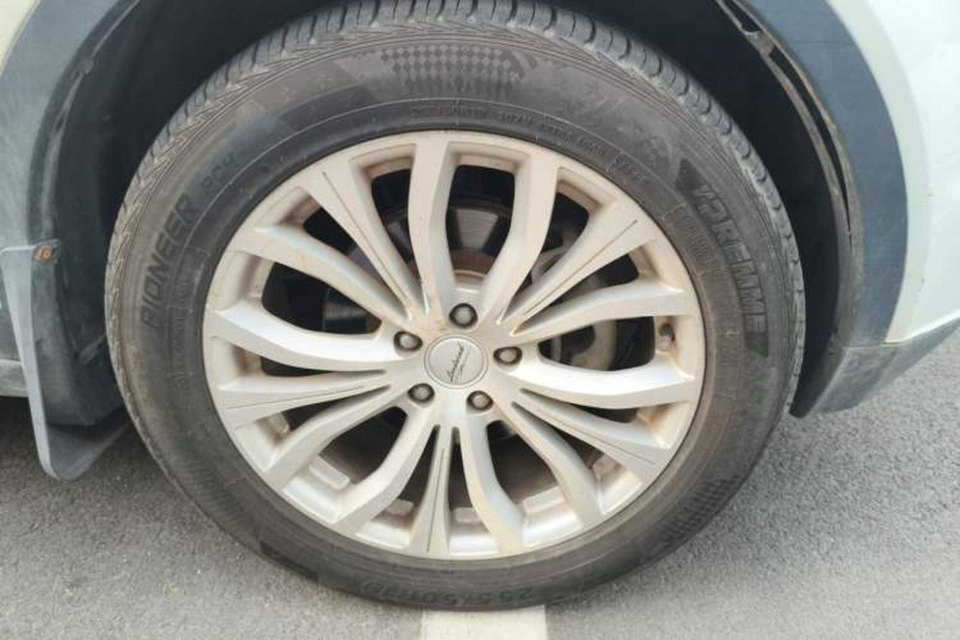 Used Land X7 2015 2.0T Panoramic Prestige Edition Right Front Wheel Hub