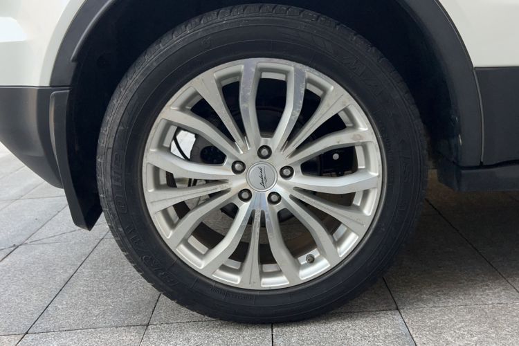 Used Land X7 2015 2.0T Panoramic Prestige Edition Right Rear Wheel Hub