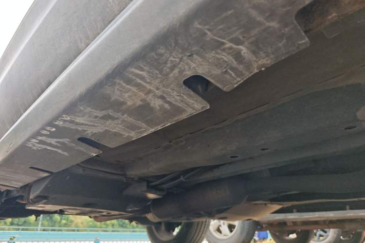 Used Land X7 2015 2.0T Panoramic Prestige Edition Right Side Sill
