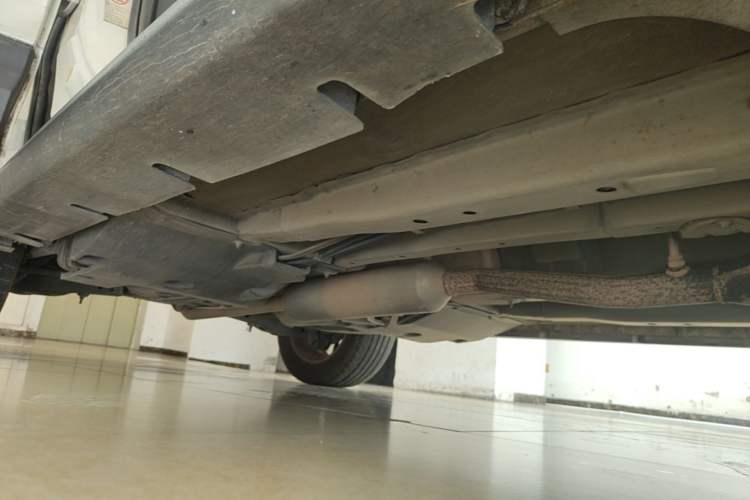 Used Land X7 2015 2.0T Panoramic Prestige Edition Right Side Sill