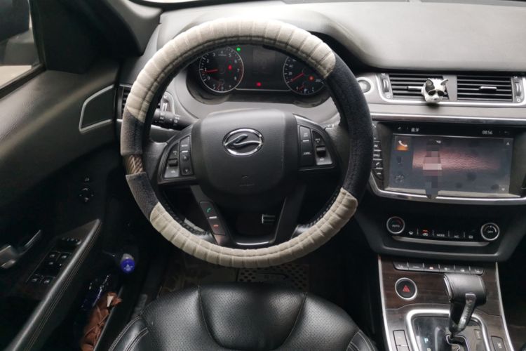Used Land X7 2015 2.0T Panoramic Prestige Edition Steering Wheel