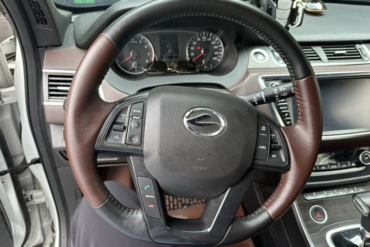 Used Land X7 2015 2.0T Panoramic Prestige Edition Steering Wheel