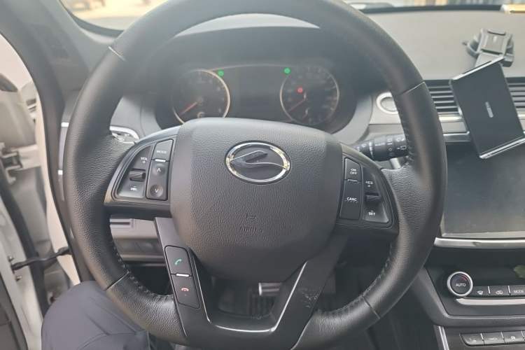 Used Land X7 2015 2.0T Panoramic Prestige Edition Steering Wheel