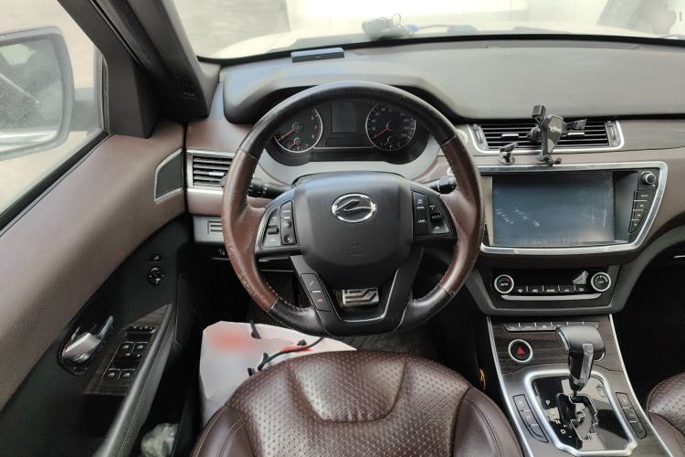 Used Land X7 2015 2.0T Panoramic Prestige Edition Steering Wheel