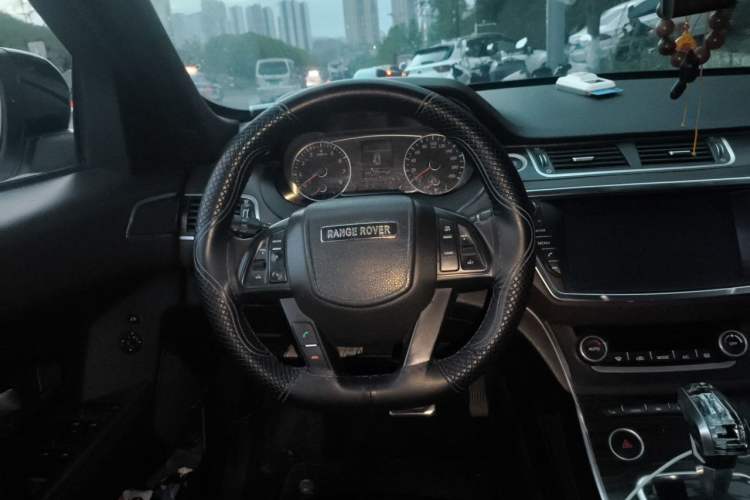 Used Land X7 2015 2.0T Panoramic Prestige Edition Steering Wheel