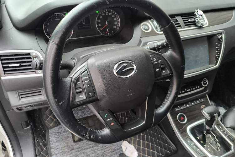 Used Land X7 2015 2.0T Panoramic Flagship Edition Steering Wheel