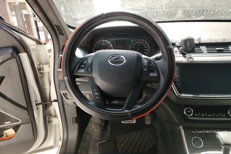 Used Land X7 2015 2.0T Panoramic Prestige Edition Steering Wheel