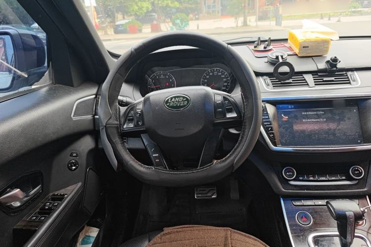 Used Land X7 2015 2.0T Panoramic Prestige Edition Steering Wheel