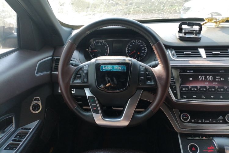 Used Land X7 2015 2.0T Panoramic Flagship Edition Steering Wheel
