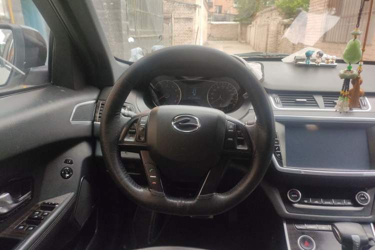 Used Land X7 2015 2.0T Panoramic Flagship Edition Steering Wheel