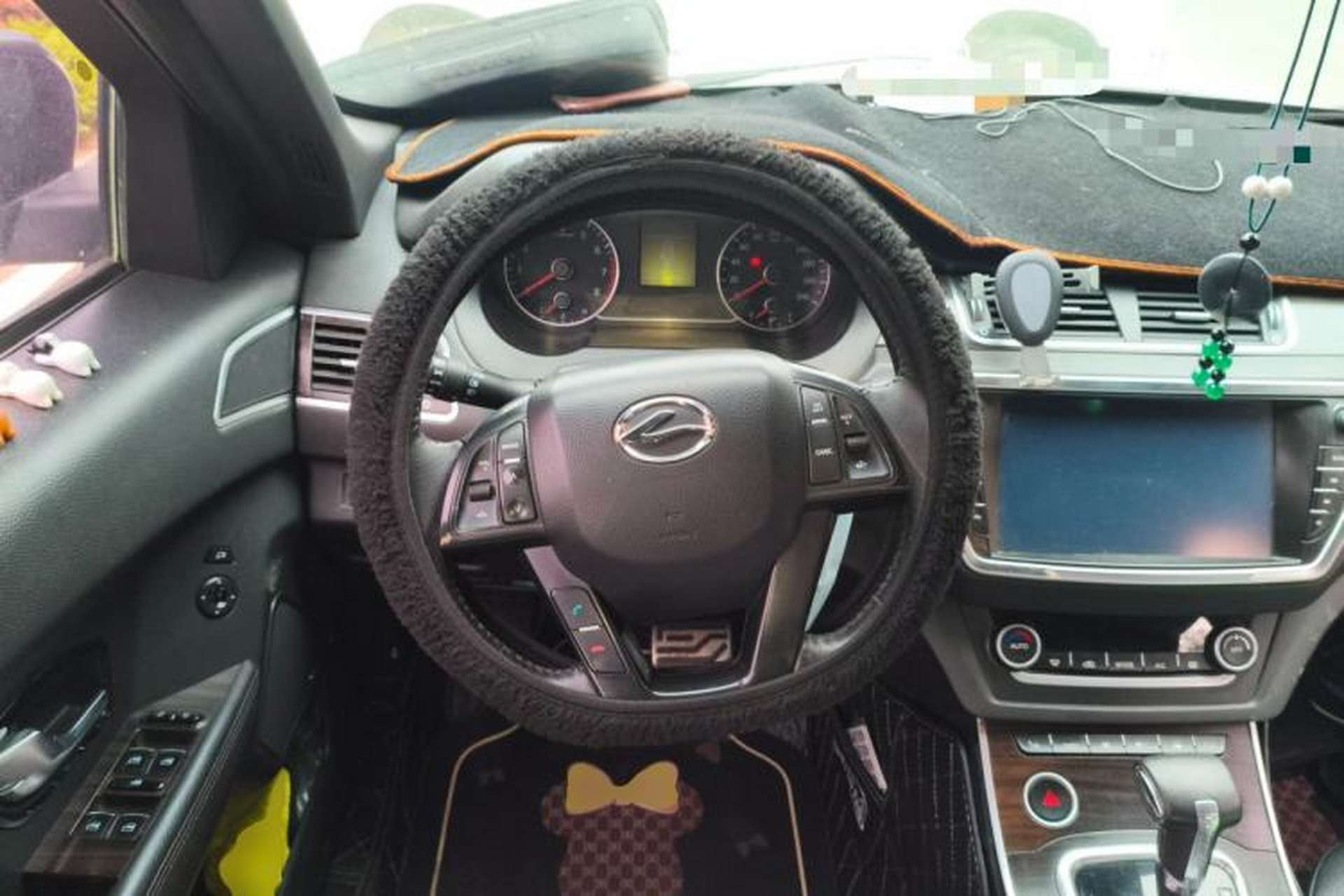 Used Land X7 2015 2.0T Panoramic Prestige Edition Steering Wheel