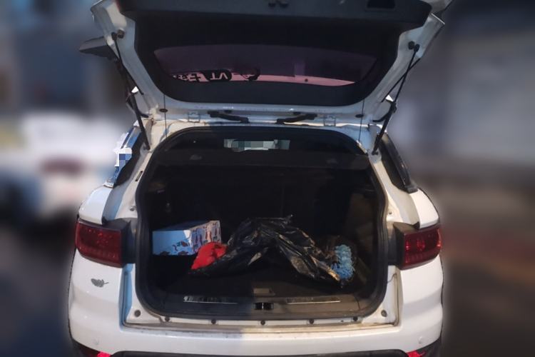 Used Land X7 2015 2.0T Panoramic Prestige Edition Trunk