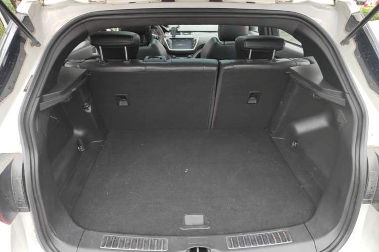 Used Land X7 2015 2.0T Panoramic Prestige Edition Trunk