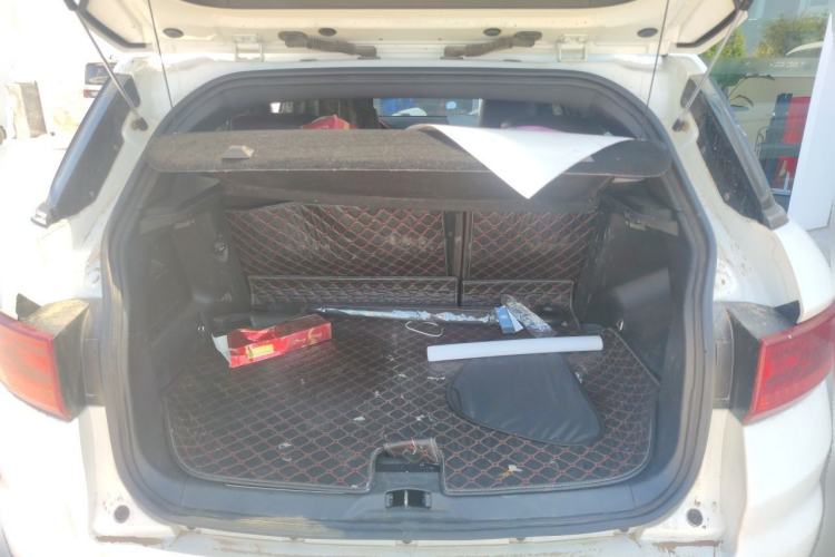 Used Land X7 2015 2.0T Panoramic Prestige Edition Trunk
