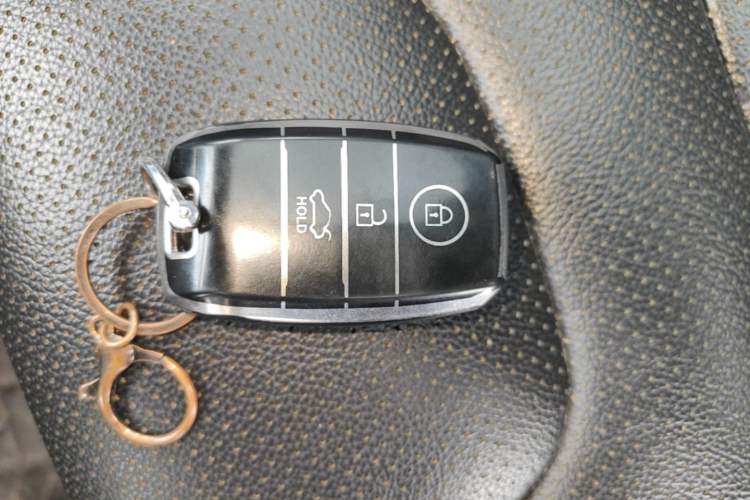 Used Land X7 2015 2.0T Panoramic Prestige Edition Vehicle Key