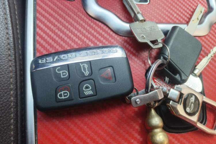 Used Land X7 2015 2.0T Panoramic Prestige Edition Vehicle Key