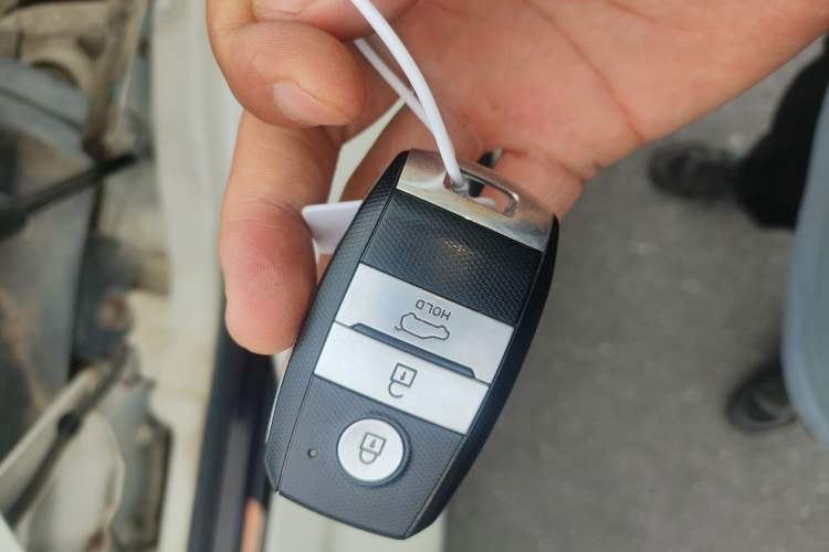 Used Land X7 2015 2.0T Panoramic Prestige Edition Vehicle Key
