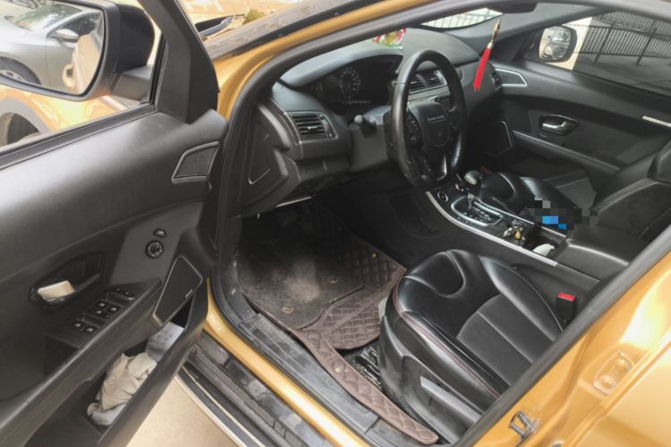 Used Land X7 2015 2.0T Panoramic Luxury Edition Driver Seat