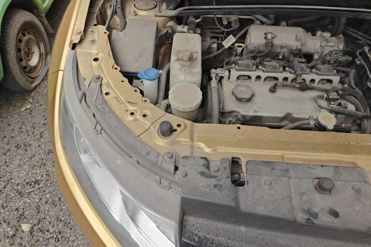 Used Land X7 2015 2.0T Panoramic Flagship Edition Engine Bay Right