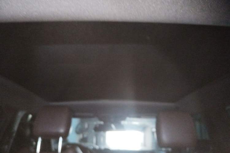 Used Land X7 2015 2.0T Panoramic Prestige Edition Headliner