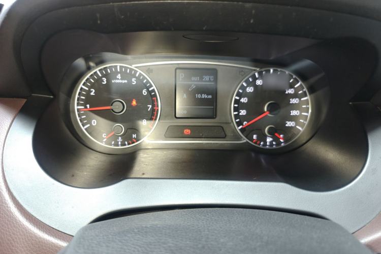 Used Land X7 2015 2.0T Panoramic Prestige Edition Instrument Cluster