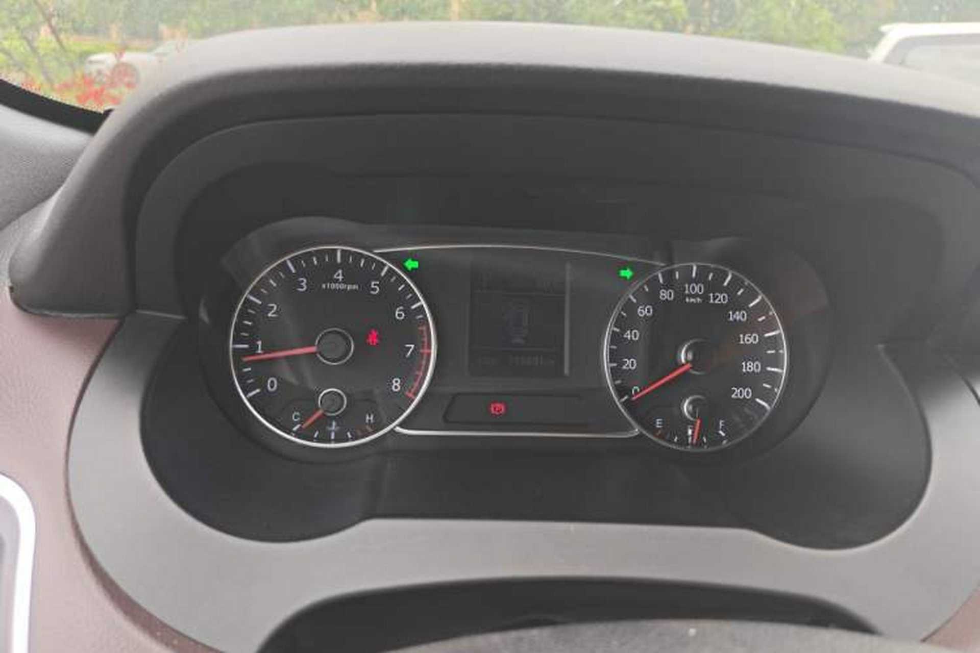 Used Land X7 2015 2.0T Panoramic Flagship Edition Instrument Cluster