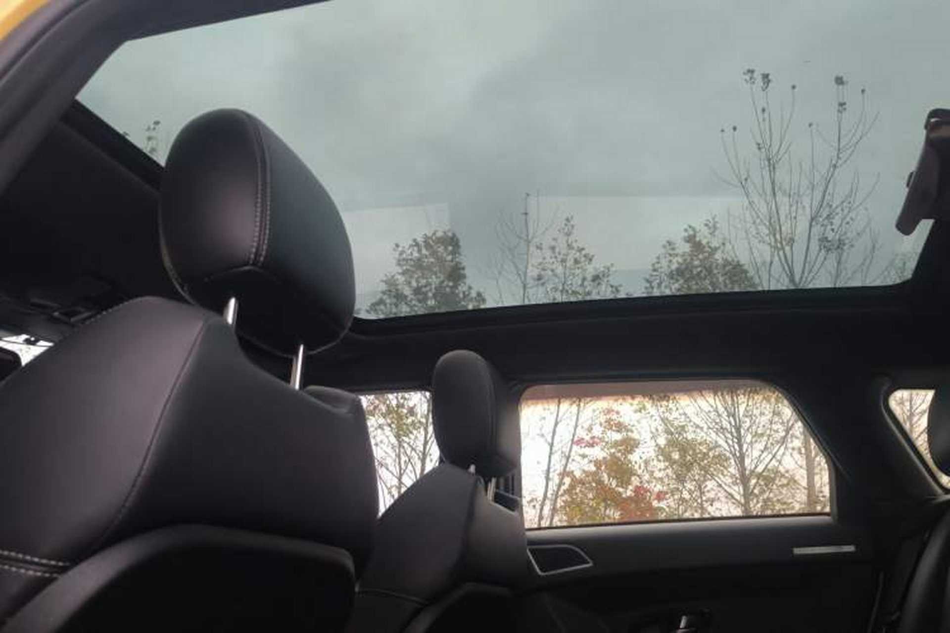 Used Land X7 2015 2.0T Panoramic Prestige Edition Interior 4