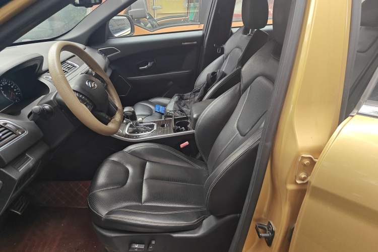 Used Land X7 2015 2.0T Panoramic Flagship Edition Left Front Seat